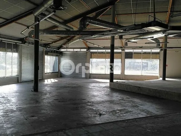 Local commercial 1250 m²