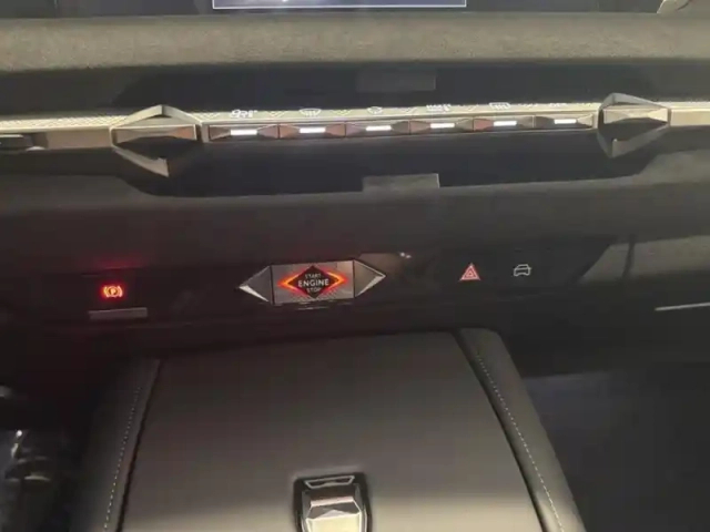 Ds Ds 4 bluehdi 130ch etoile automatique — photo 15