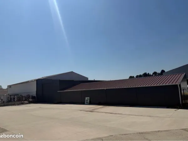Box de stockage + parking