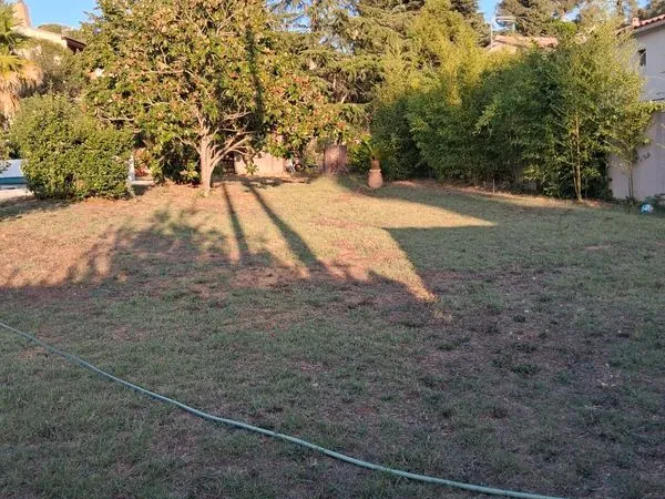 Terrain constructible 780m²
