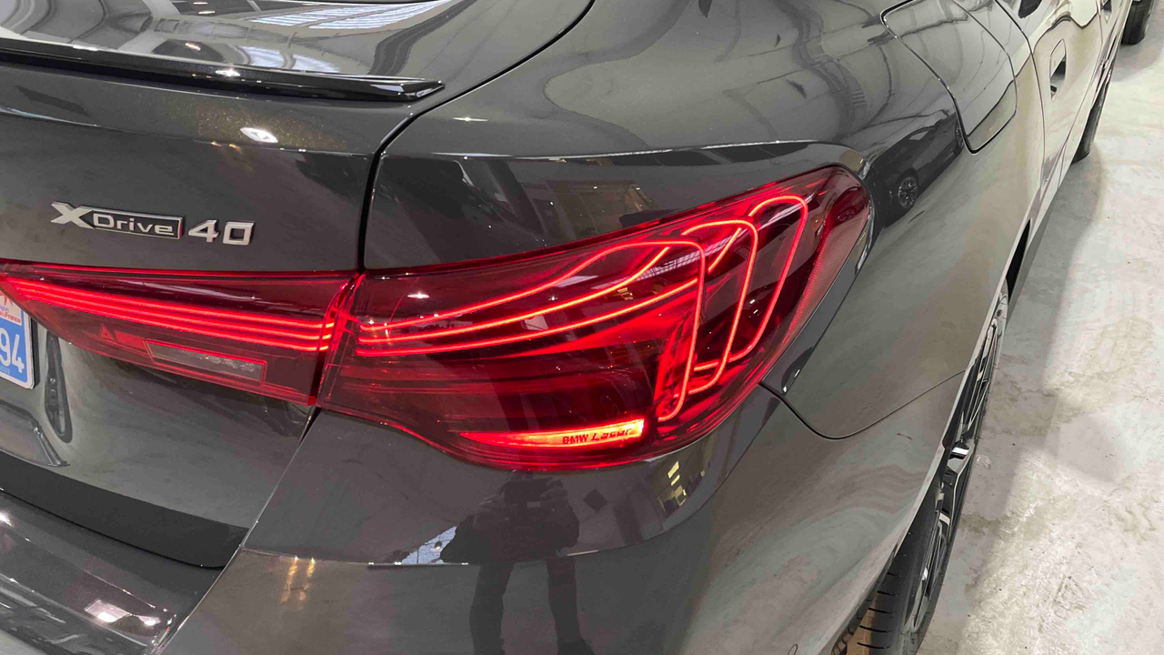 BMW i4 xDrive40 401 ch BVA — photo 19