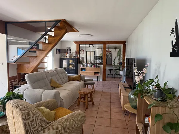 Maison 4 pièces 161 m²