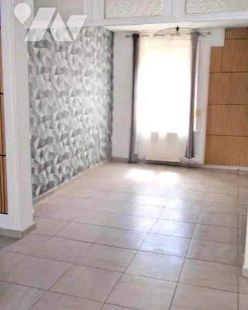 Maison 8 pièces 101 m²