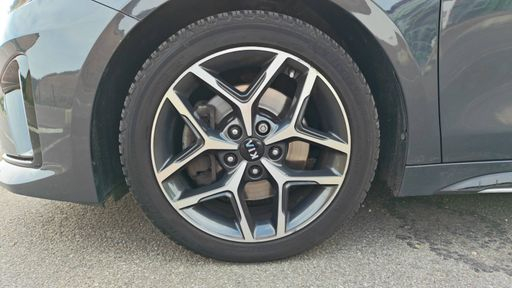 Kia ProCeed 1.4 T-GDi 140 DCT7 - GT Line Premium – 2019 – 112000 km – Essence – Boîte Automatique — photo 46
