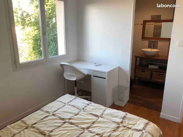 À louer - deux chambres meublées dans maison avec jardin - Haut-Cenon