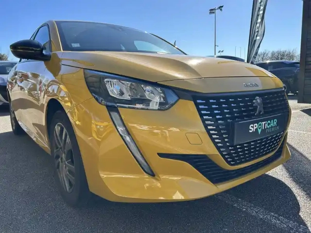 Peugeot 208 puretech 75 s&amp;s bvm5 — photo 1