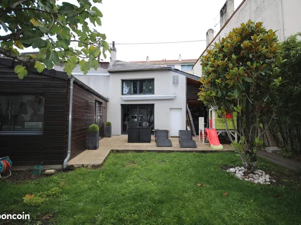 Maison au coeur de Tarbes avec jardin