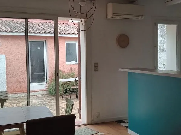 maison de ville st loup 105 m2avec cour 30 m2