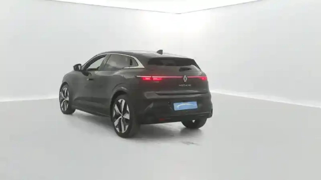 Renault Megane e-tech 220 ch autonomie confort gsr2 — photo 20