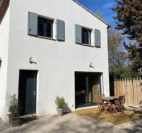 Villa meublée 2 chambres avec terrasse - Trets - octobre à avril