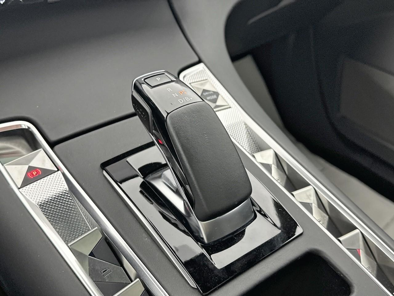 Ds Ds 7 crossback hybride rechargeable e-tense 360 eat8 4x4 performa — photo 27