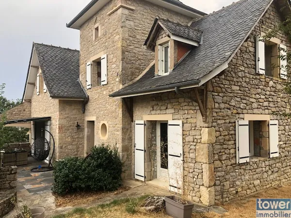 Maison 6 pièces 136 m²