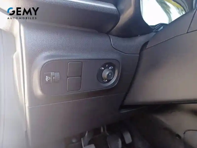 Citroën C3 puretech 83 s&amp;s bvm5 — photo 8
