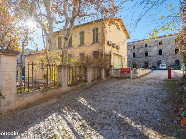 Bureaux 843 m² Marseille