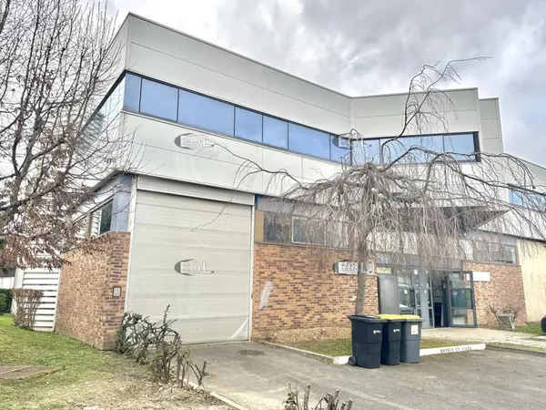Local d'activité 341 m²