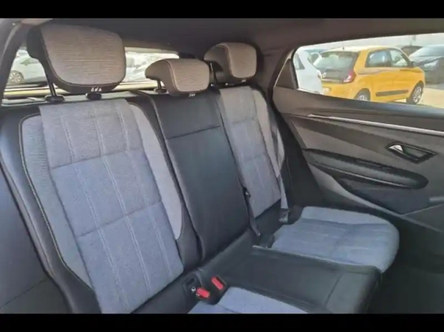Renault Megane e-tech electric ev60 220ch techno super charge -b — photo 6