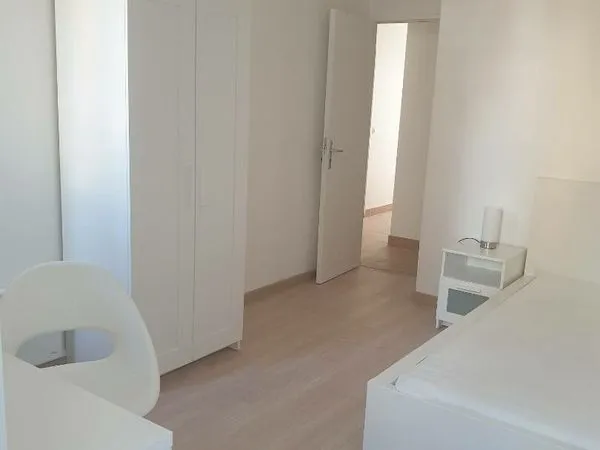 Colocation pour étudiantes (filles)