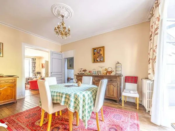 Maison 9 pièces 297 m²