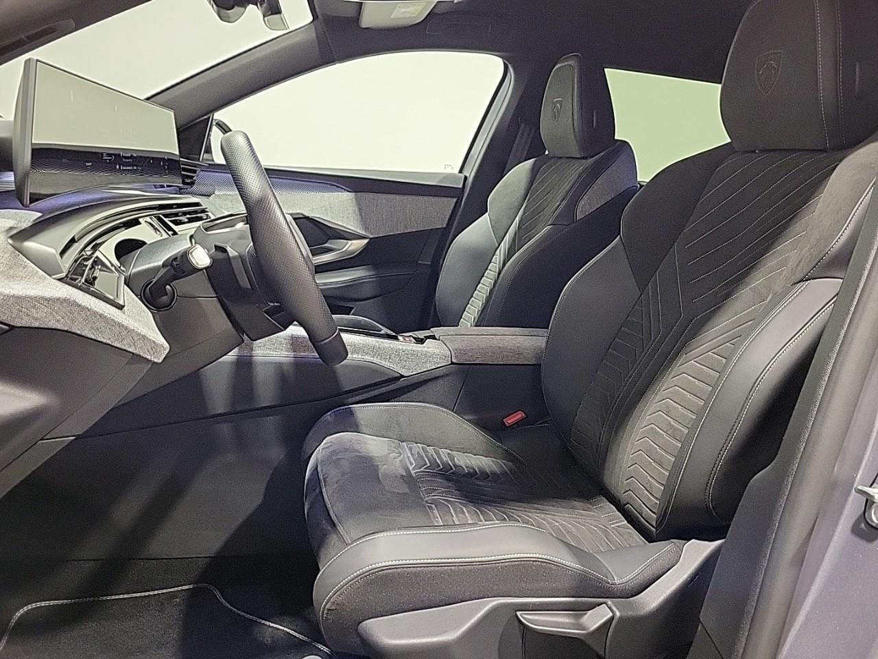 Peugeot 5008 hybrid 136 e-dcs6 gt — photo 10