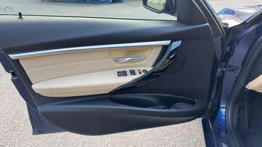 BMW Serie 3 Touring 318d 150 BVA8 - Business Design – 2018 – 153885 km – Diesel – Boîte Automatique — photo 42