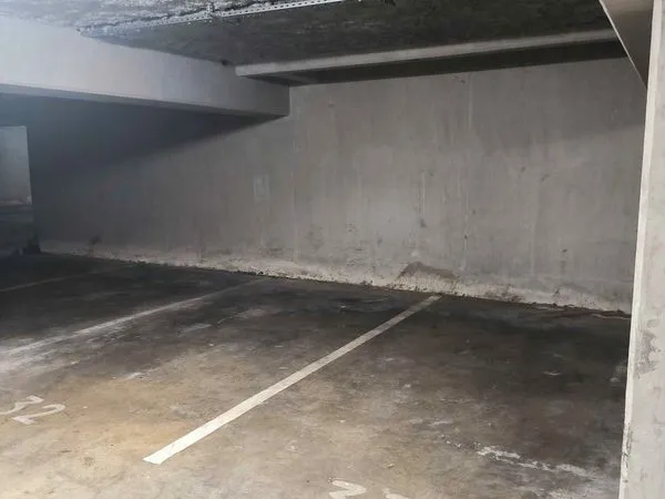 Location Place de Parking sécurisé Bacalan
