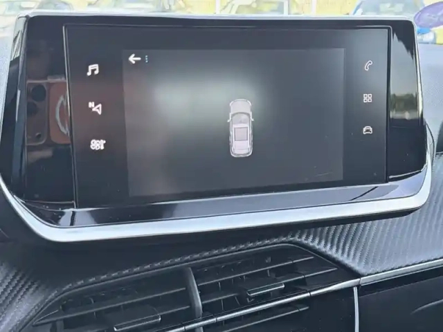 Peugeot 2008 puretech 130 s&amp;s eat8 — photo 21