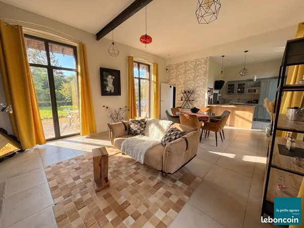 Propriété 6 pièces 146 m²