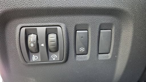 Renault Captur 1.2 TCe 120 Energy EDC - Intens – 2017 – 97052 km – Essence – Boîte Automatique — photo 6