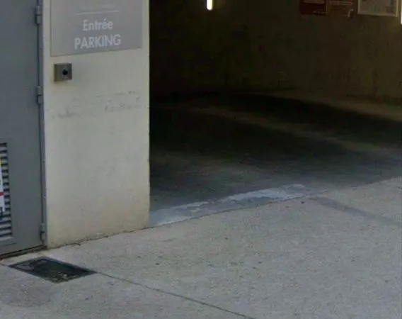 Location emplacement parking