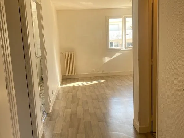 À vendre - Appartement T1 de 35 m² - Résidence calme et très bien entretenue
