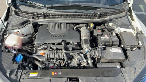 Kia Stonic 1.0 T-GDi 120 MHEV - GT Line Premium – 2022 – 28145 km – Hybride essence – Boîte Manuelle — photo 32