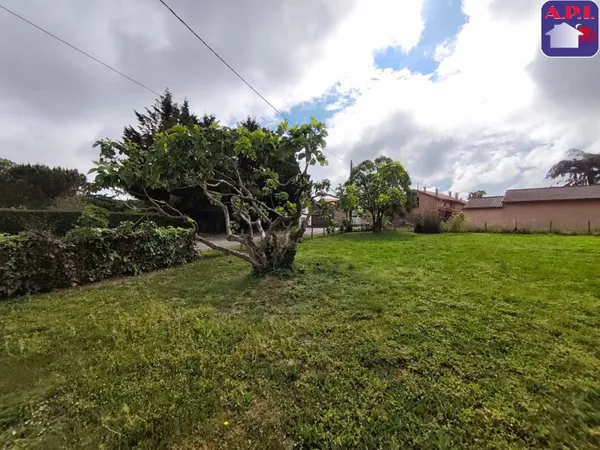 Terrain 1500 m²