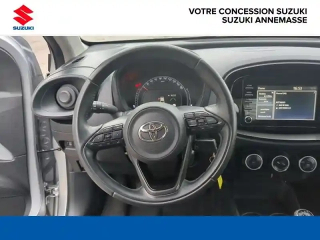 Toyota Aygo X 1.0 vvt-i 72ch dynamic — photo 12