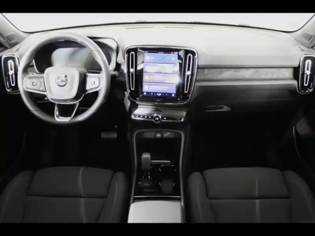 Volvo C40 recharge extended range 252ch plus — photo 29