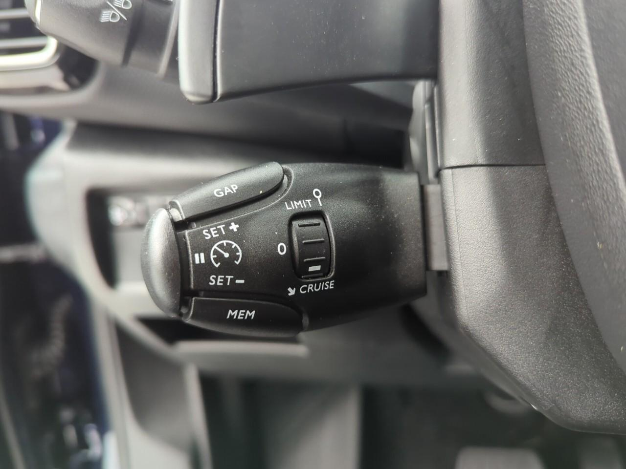 Citroën C5 Aircross hybride 145 e-dcs6 max — photo 23