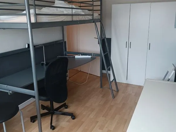 Chambres meublées 11 m² Colocation conviviale - Proche université / Tram