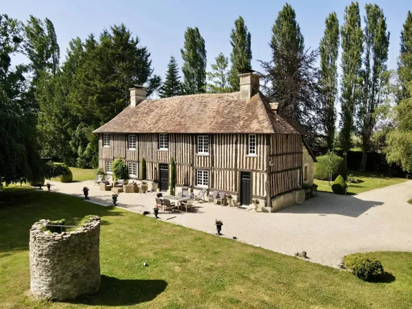 MANOIR AUGERON DU XVI? SIÈCLE - PAYS D'AUGE