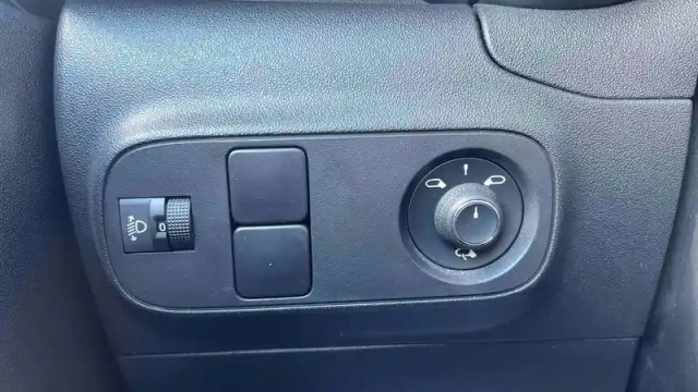 Citroën C3 puretech 83 s&amp;s bvm5 — photo 18