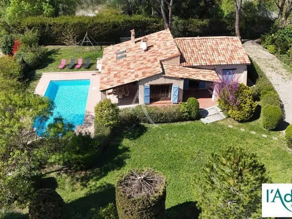 Villa 4 pièces 110 m²