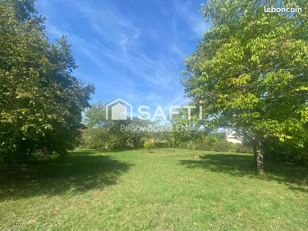Terrain 2100 m² VIRE-SUR-LOT