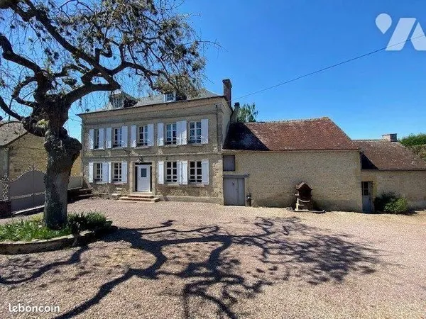 Maison 8 pièces 185 m²