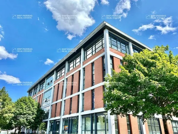 Bureaux 550 m²