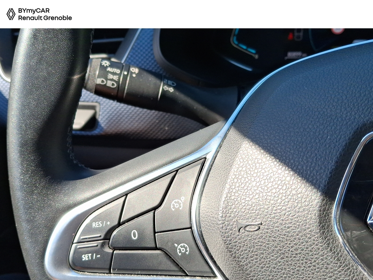 Renault Arkana E-Tech hybride 145 - 22 — photo 18