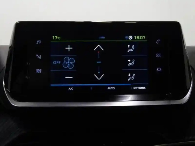 Peugeot 208 electrique 50 kwh 136ch — photo 15