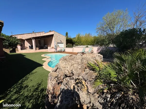 Villa 5 pièces 140 m²