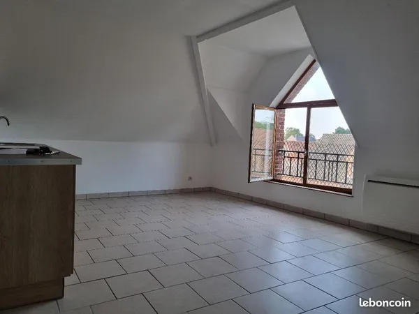 Loue très beau F2 40M2 à Roucourt au calme absolu