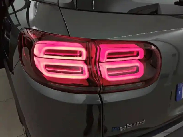 Citroën C5 Aircross hybride rechargeable 225 s&amp;s e-eat8 — photo 57