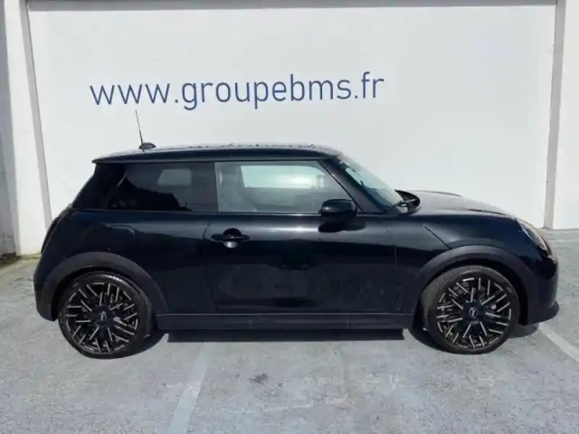 Mini Cooper 3 portes c 156ch favoured dkg7 — photo 5