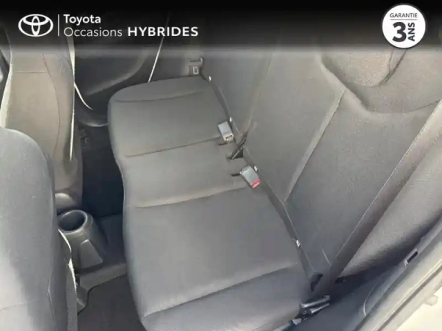 Toyota Aygo X 1.0 vvt-i 72ch dynamic my23 — photo 12