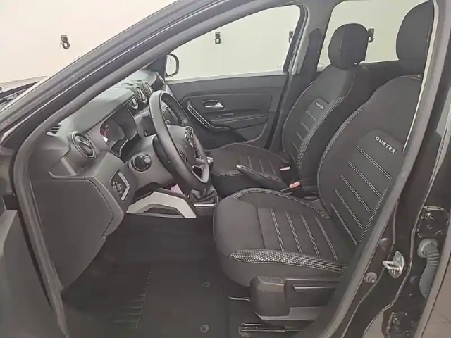 Dacia Duster blue dci 115 4x2 — photo 38